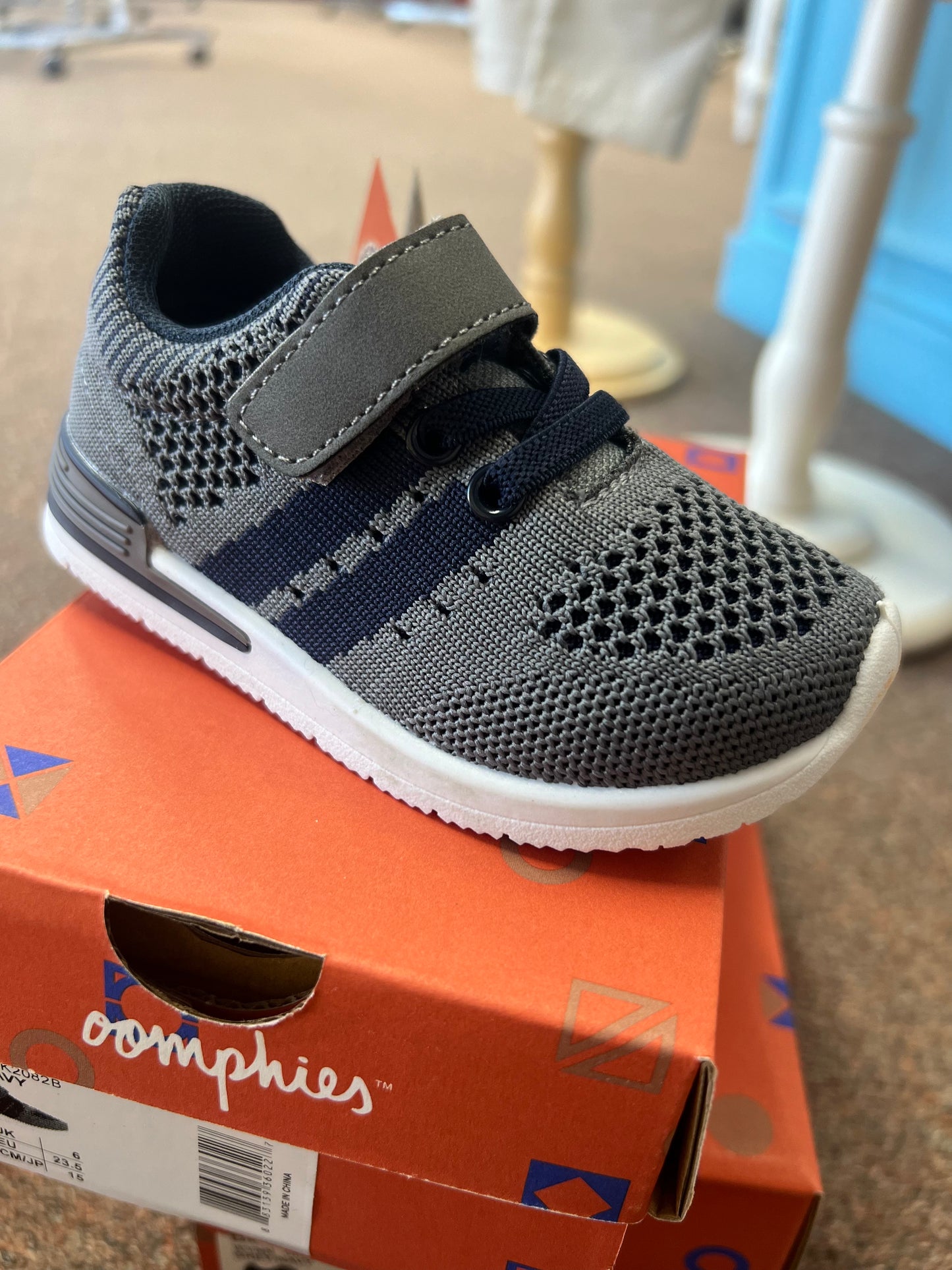Oomphies Wynn Grey/Navy Sneaker