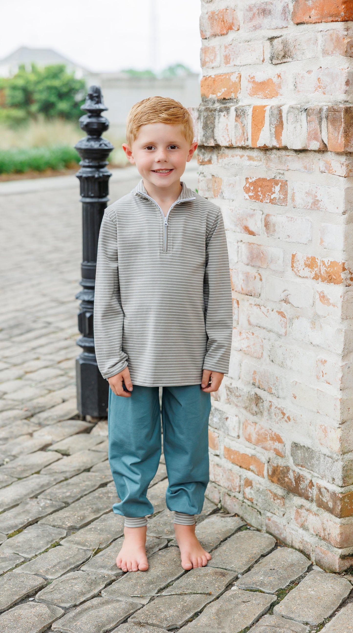 Trotter Street Tucker Pullover Set-Beige