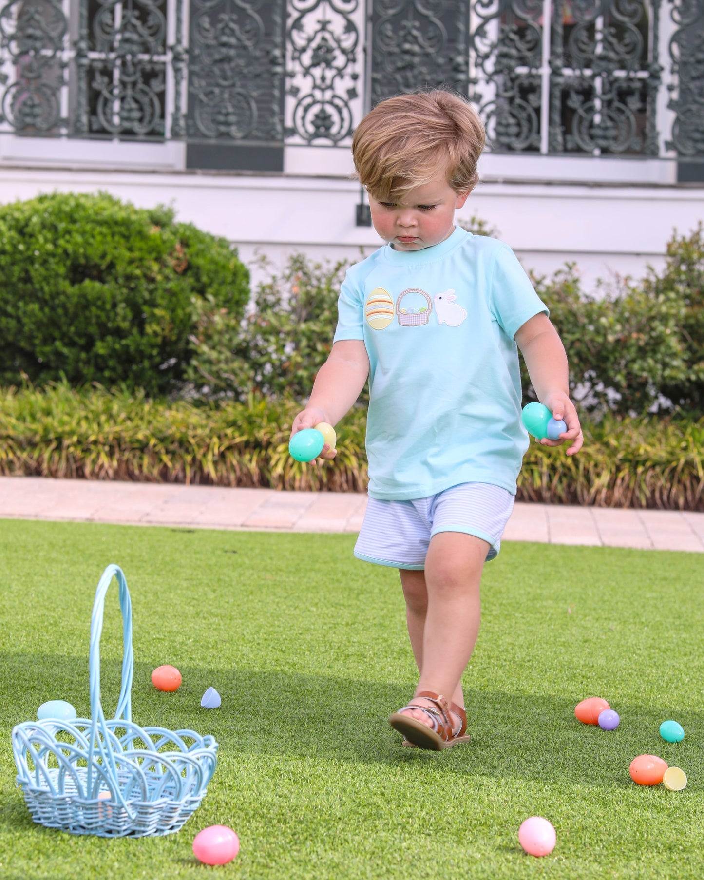 Trotter Street Bunnies and Baskets Short Set