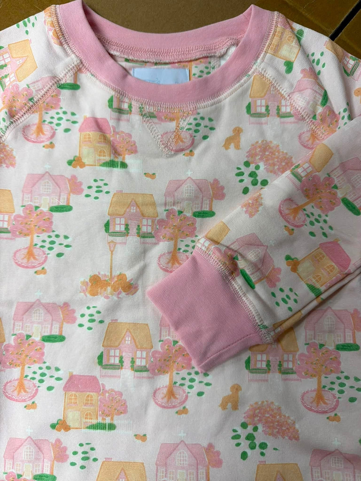 Three Little Ducks Campbell Crewneck Bloomington Hills