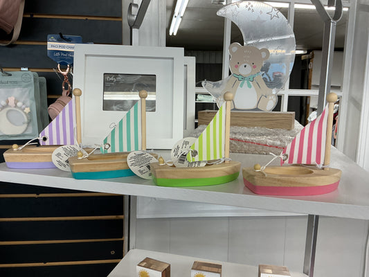 Ganz Lil Sailboats Wooden