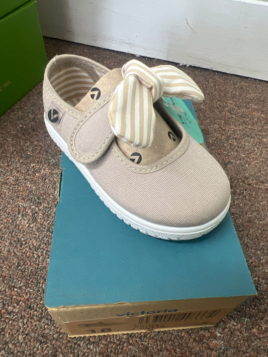 Victoria Beige Mary Jane