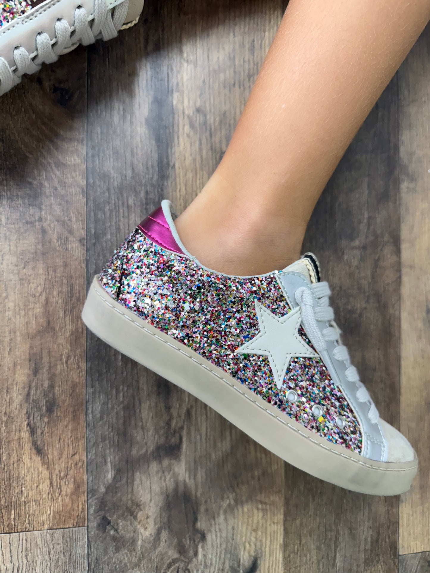 Shu Shop Multi Glitter Paula