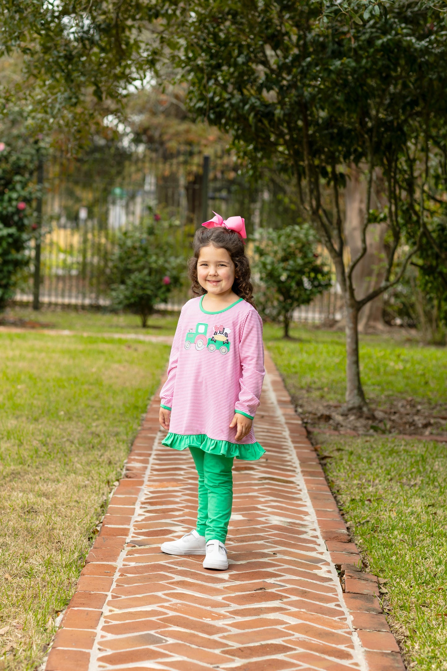 Trotter Street Tractor Ruffle Set