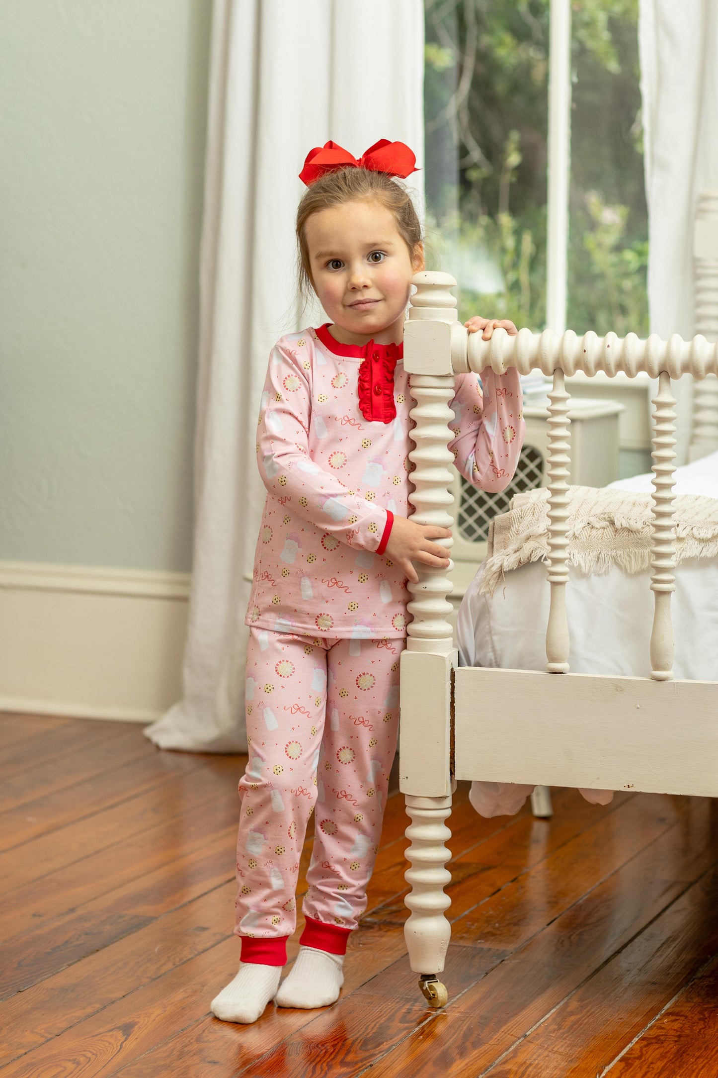 Trotter Street Milk & Cookies Ruffle Lounge Set
