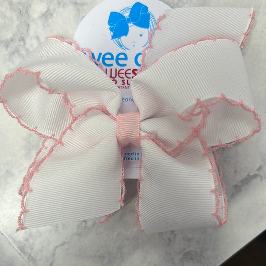 White Moonstitch Light Pink Trim